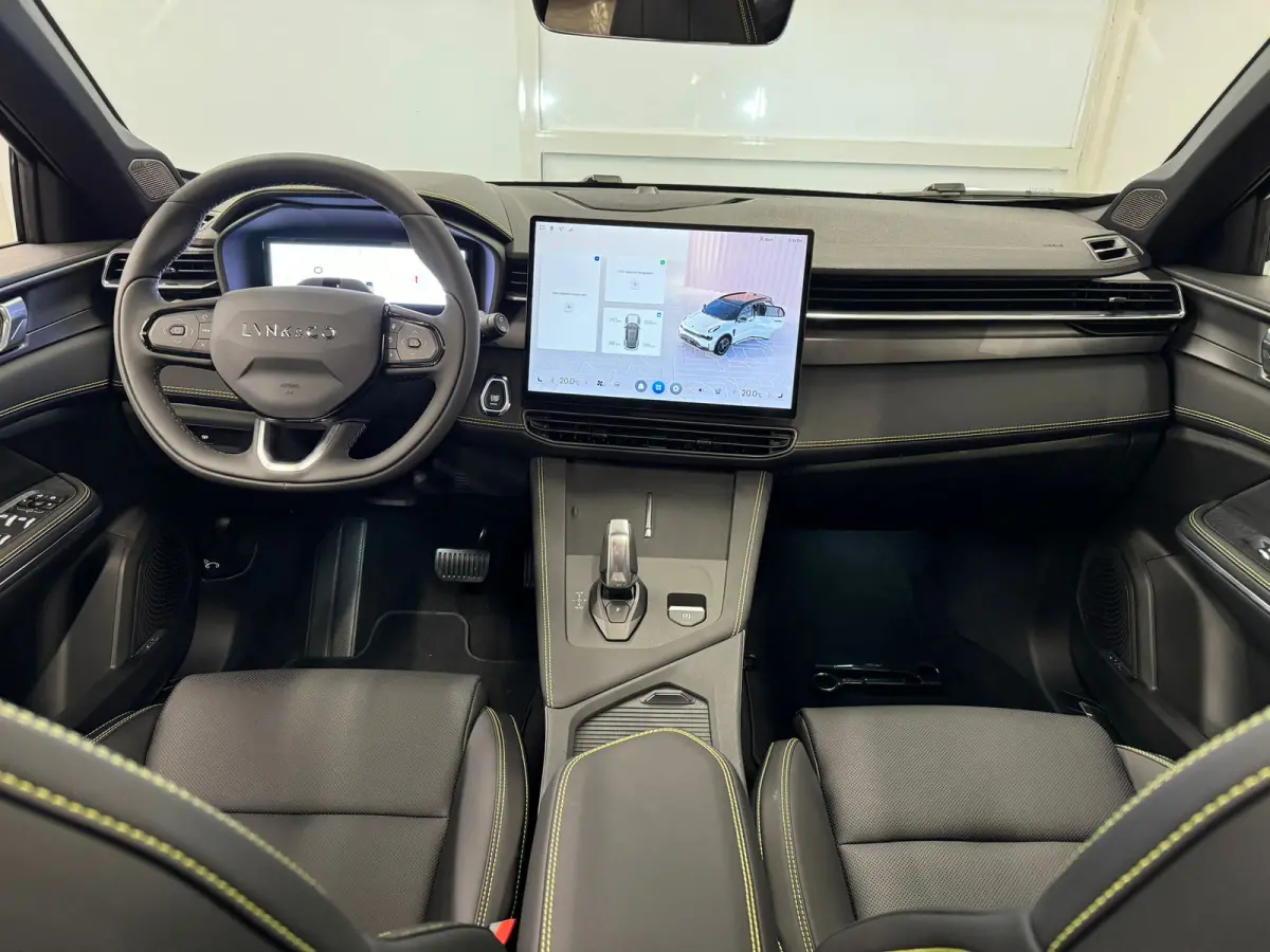1.5 More | Alarmsysteem | Apple Carplay/Android Auto|telefoonintegratie premium | Audio installatie premium