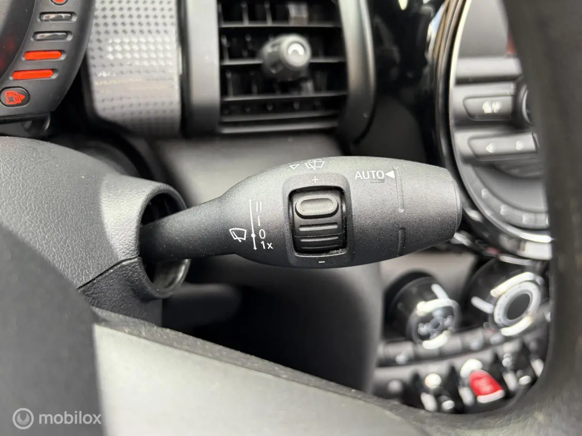 1.5 Leder/Alcantara / LM / PDC / 38.982 KM 1e eig.