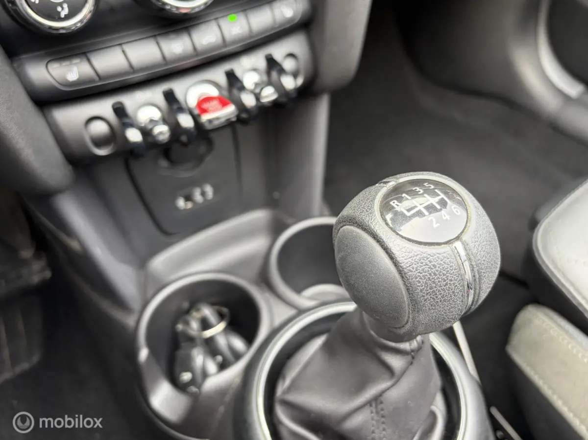 1.5 Leder/Alcantara / LM / PDC / 38.982 KM 1e eig.