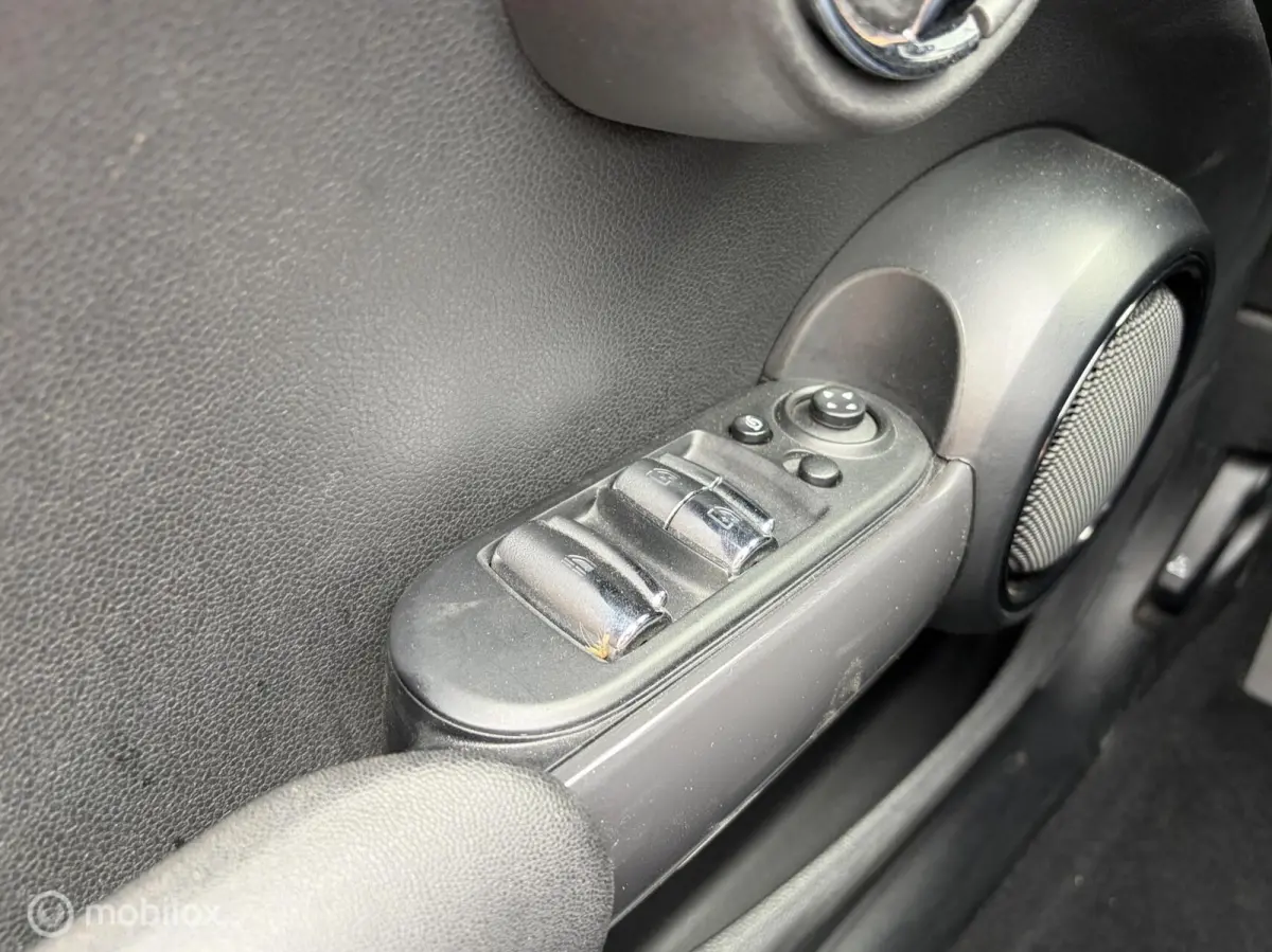 1.5 Leder/Alcantara / LM / PDC / 38.982 KM 1e eig.