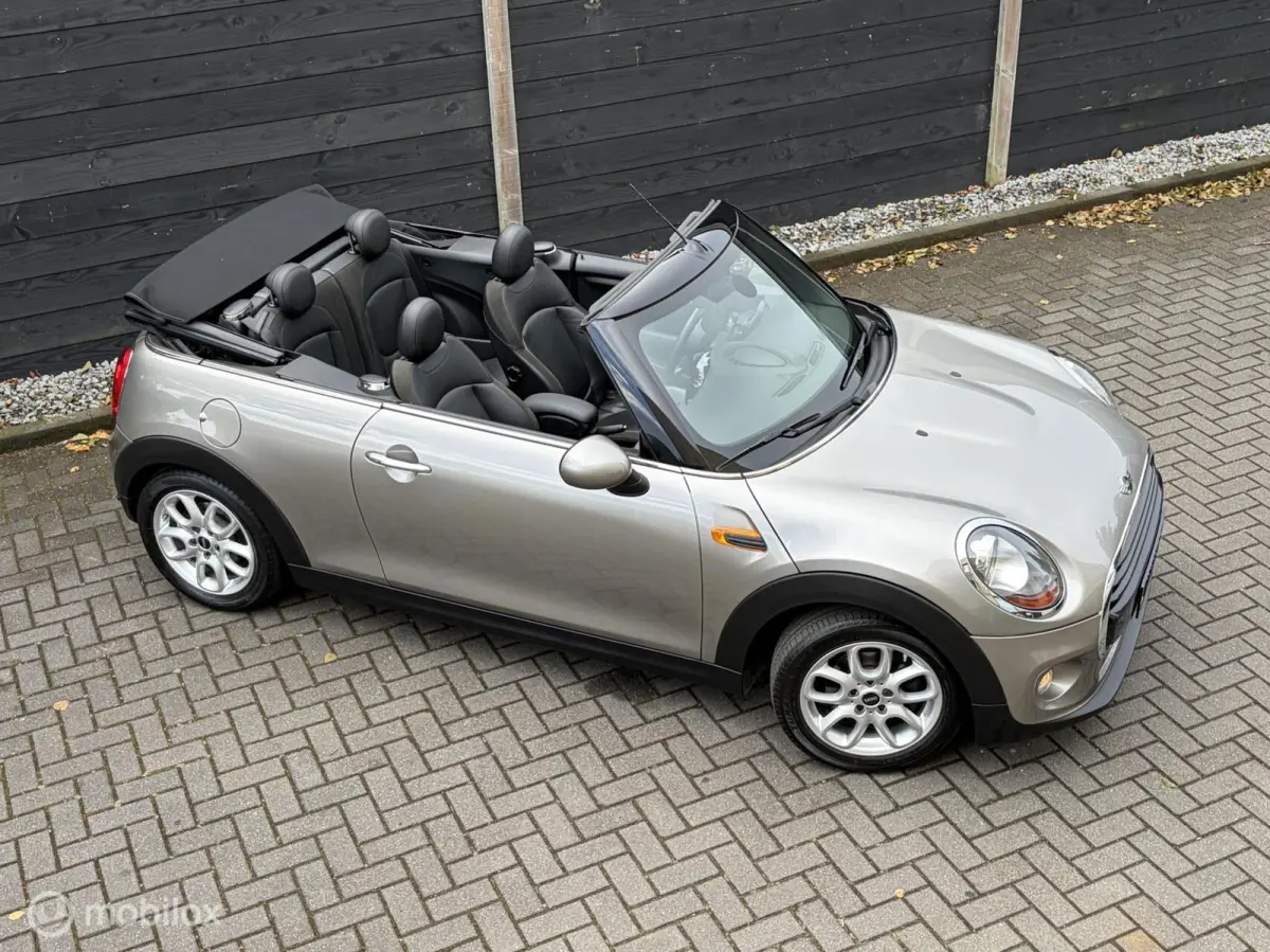 1.5 Leder/Alcantara / LM / PDC / 38.982 KM 1e eig.