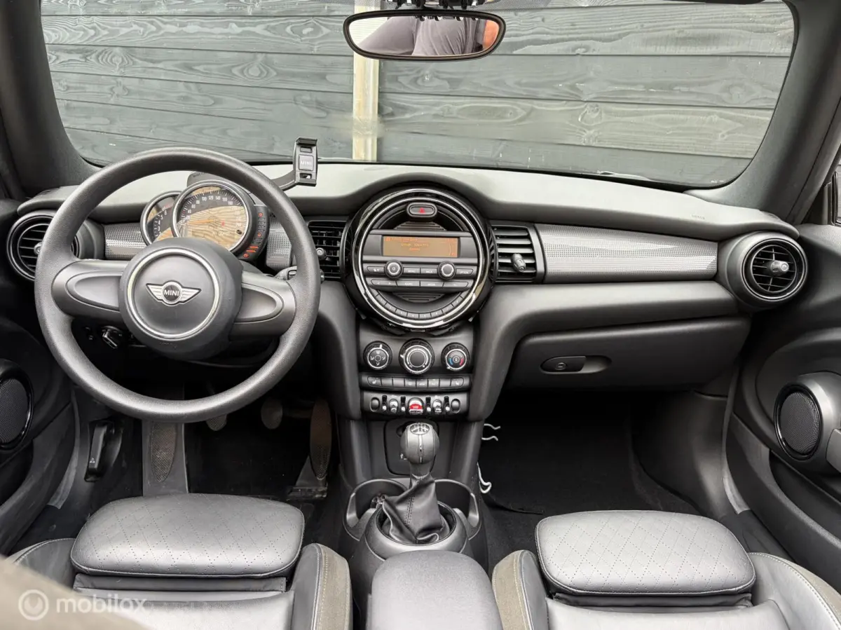 1.5 Leder/Alcantara / LM / PDC / 38.982 KM 1e eig.