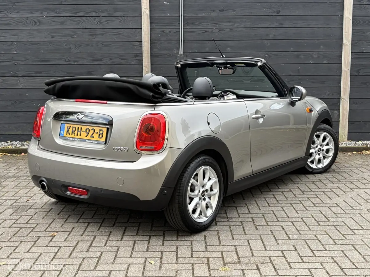 1.5 Leder/Alcantara / LM / PDC / 38.982 KM 1e eig.