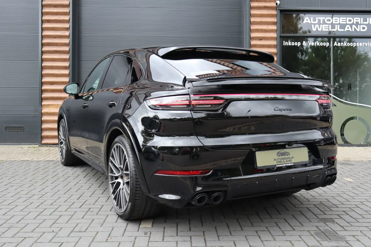3.0 E-Hybrid Black Edition Platinum 462PK NIEUWSTAAT 1STE EIG. SOH 99% I NL-auto I 360 Camera I Leder I Sport Chrono I Pano I elek. stoel I Winterpakket I PASM I Soft-close I