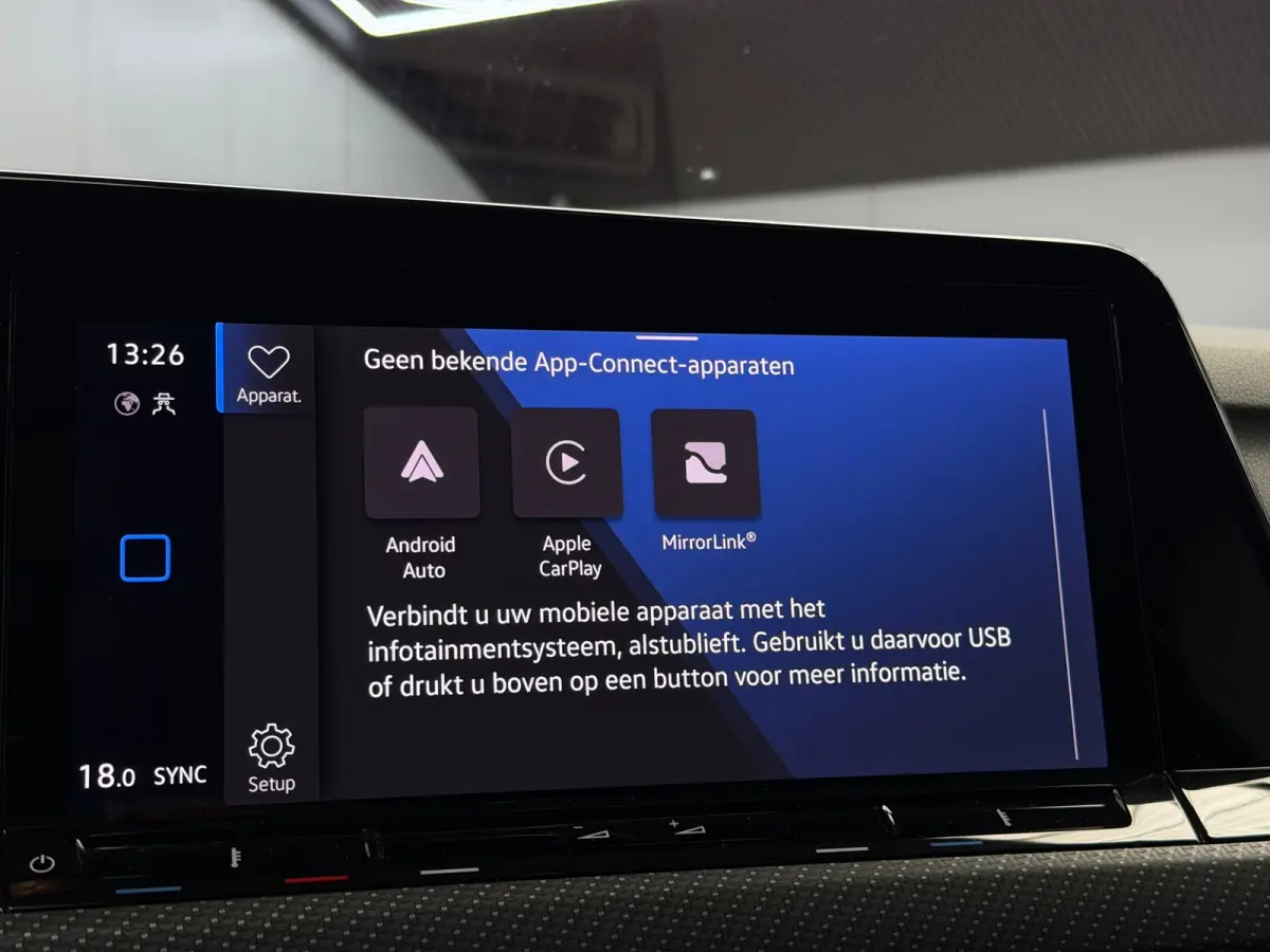 1.5 eTSI 3x R-Line CarPlay Camera