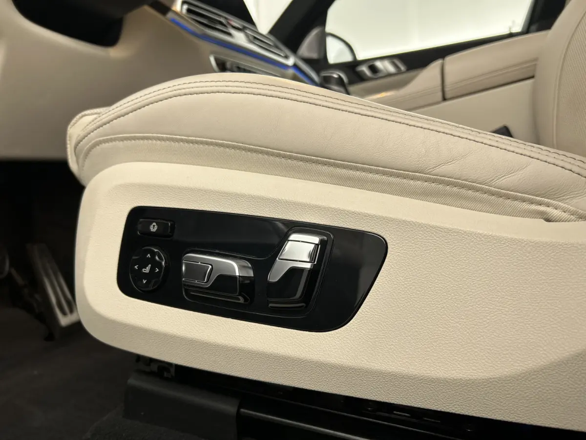 xDrive45e M-Sport Pano-dak/Full Options/Stoel-Ventilatie/Browers&Wilkins/