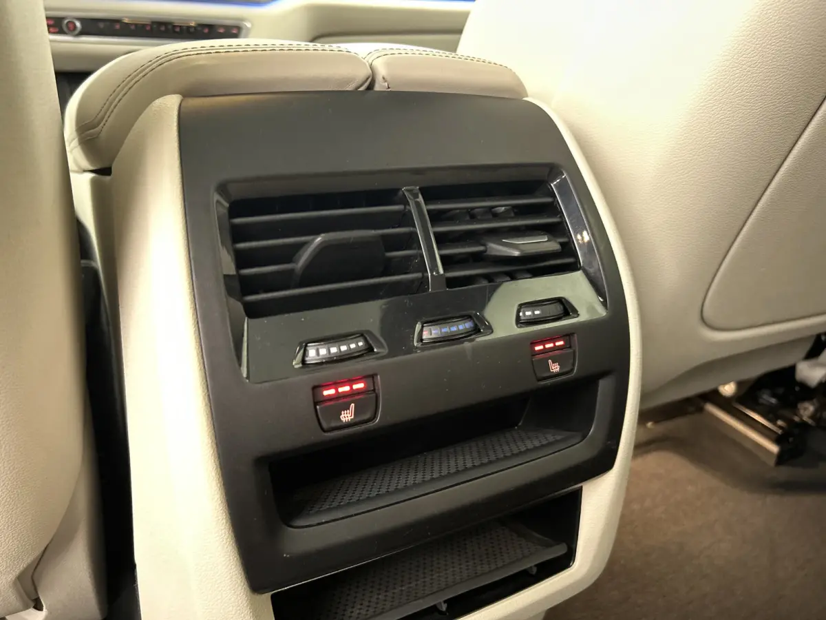 xDrive45e M-Sport Pano-dak/Full Options/Stoel-Ventilatie/Browers&Wilkins/