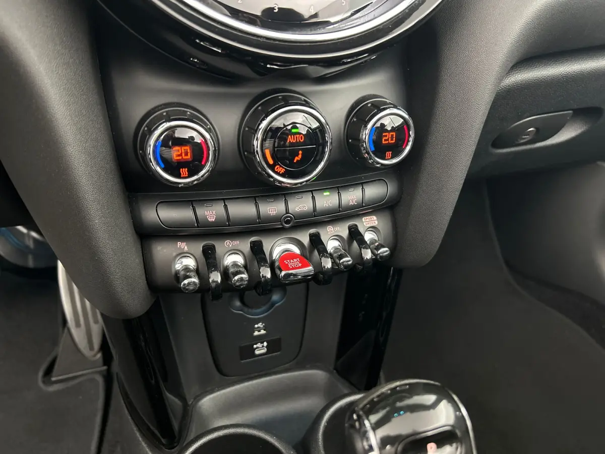 John Works Camera/Yours-Leer/Digi.Dash/Head-Up Display