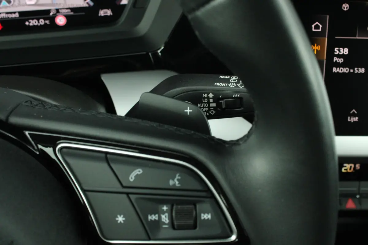 30 TFSI 110pk S-tronic Advanced edition | Smartphone Interface | 2-zone Climatronic | Cruise Control | Navigatie | ParkeersensorenAchter | Sportstoelen | Full LED