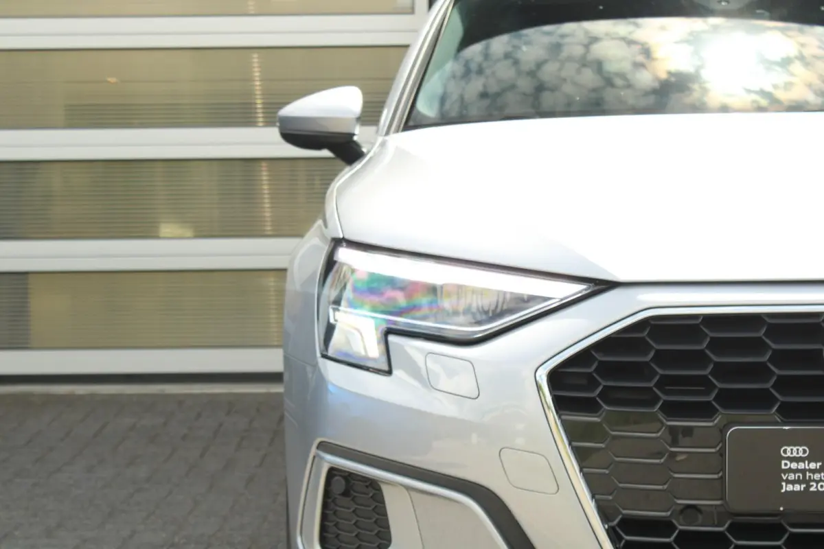 30 TFSI 110pk S-tronic Advanced edition | Smartphone Interface | 2-zone Climatronic | Cruise Control | Navigatie | ParkeersensorenAchter | Sportstoelen | Full LED