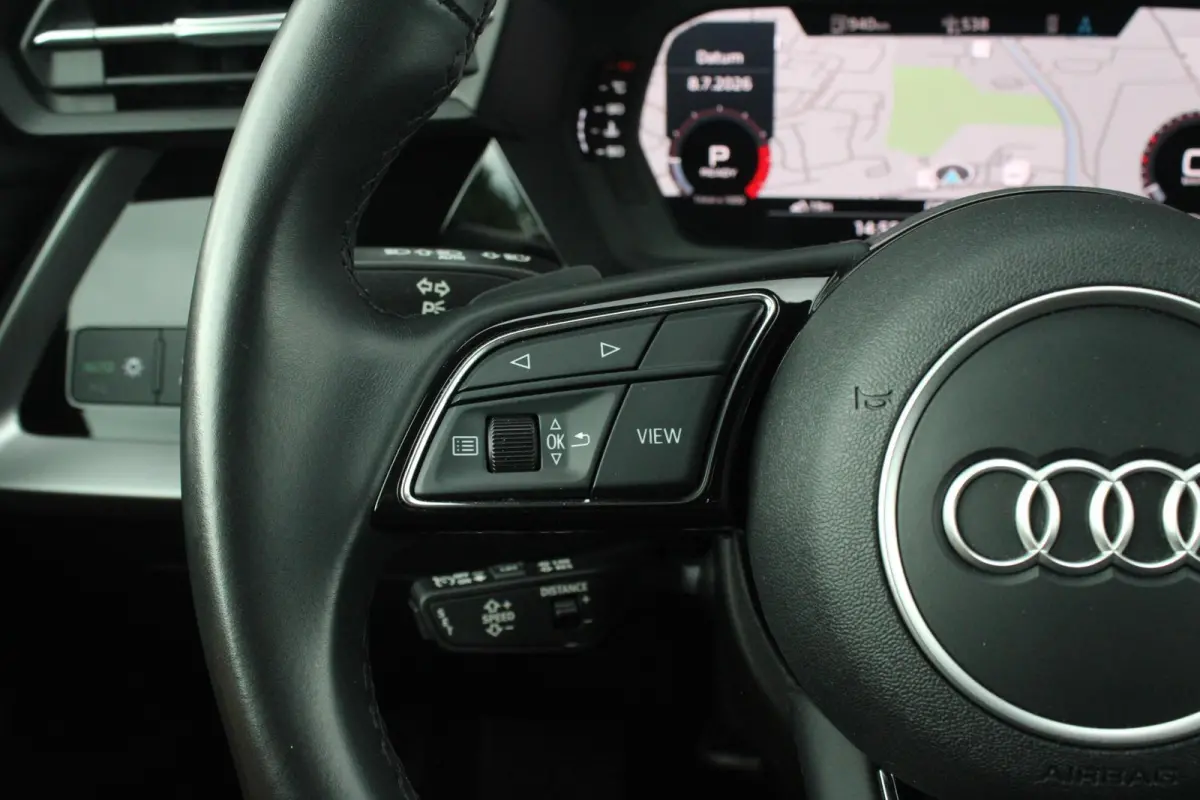 30 TFSI 110pk S-tronic Advanced edition | Smartphone Interface | 2-zone Climatronic | Cruise Control | Navigatie | ParkeersensorenAchter | Sportstoelen | Full LED