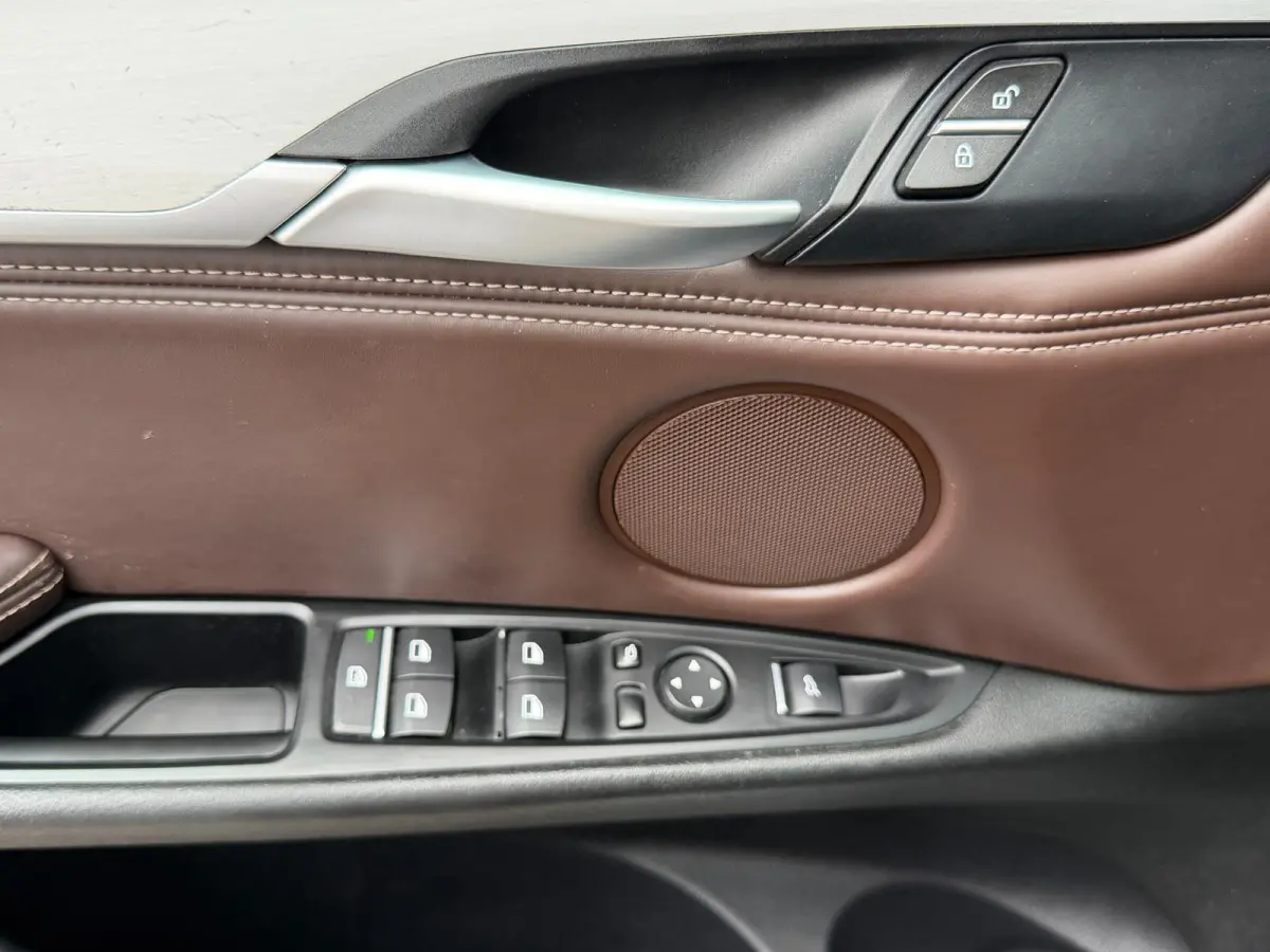 xDrive40e High Executive / NAP/ GARANTIE / INRUIL MOGELIJK /
