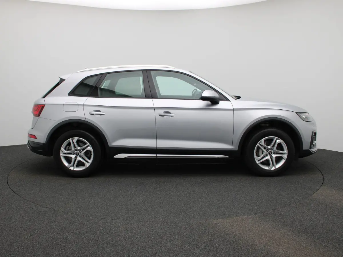 50 TFSI e Advanced edition 299 PK | S-line | Navigatie | Camera | Cruise control | Climate control | Audi smartphone interface | Elektr. instel. bestuurd.stoel | Stoelverwarming | Ledkoplamp