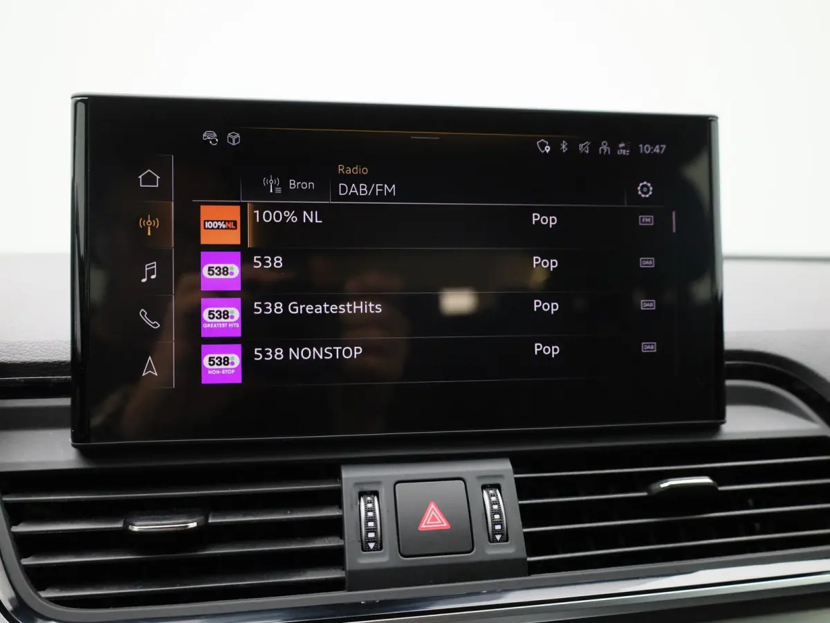 50 TFSI e Advanced edition 299 PK | S-line | Navigatie | Camera | Cruise control | Climate control | Audi smartphone interface | Elektr. instel. bestuurd.stoel | Stoelverwarming | Ledkoplamp