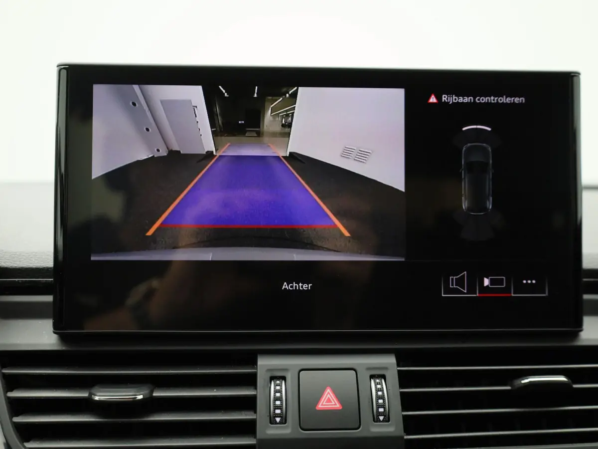 50 TFSI e Advanced edition 299 PK | S-line | Navigatie | Camera | Cruise control | Climate control | Audi smartphone interface | Elektr. instel. bestuurd.stoel | Stoelverwarming | Ledkoplamp
