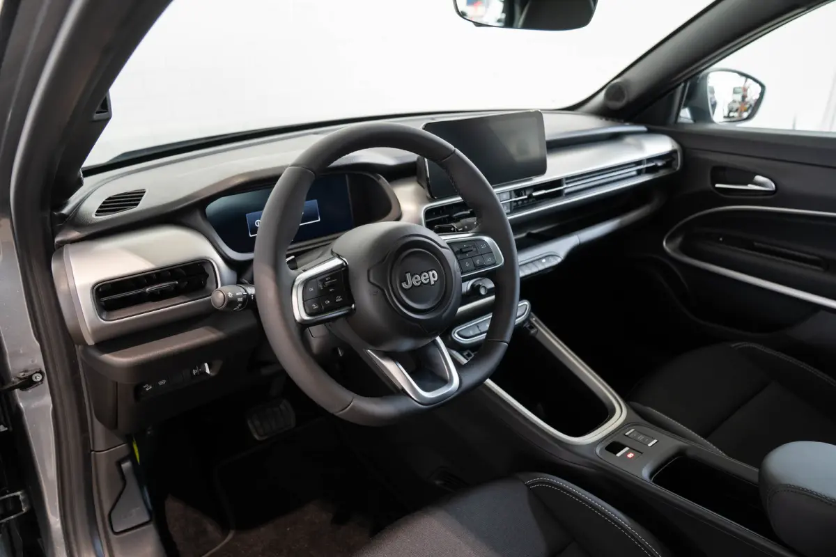 1.2 e-Hybrid Summit | Panoramadak | Elektrische Achterklep | Navigatie | Camera | Apple Carplay & Android Auto |