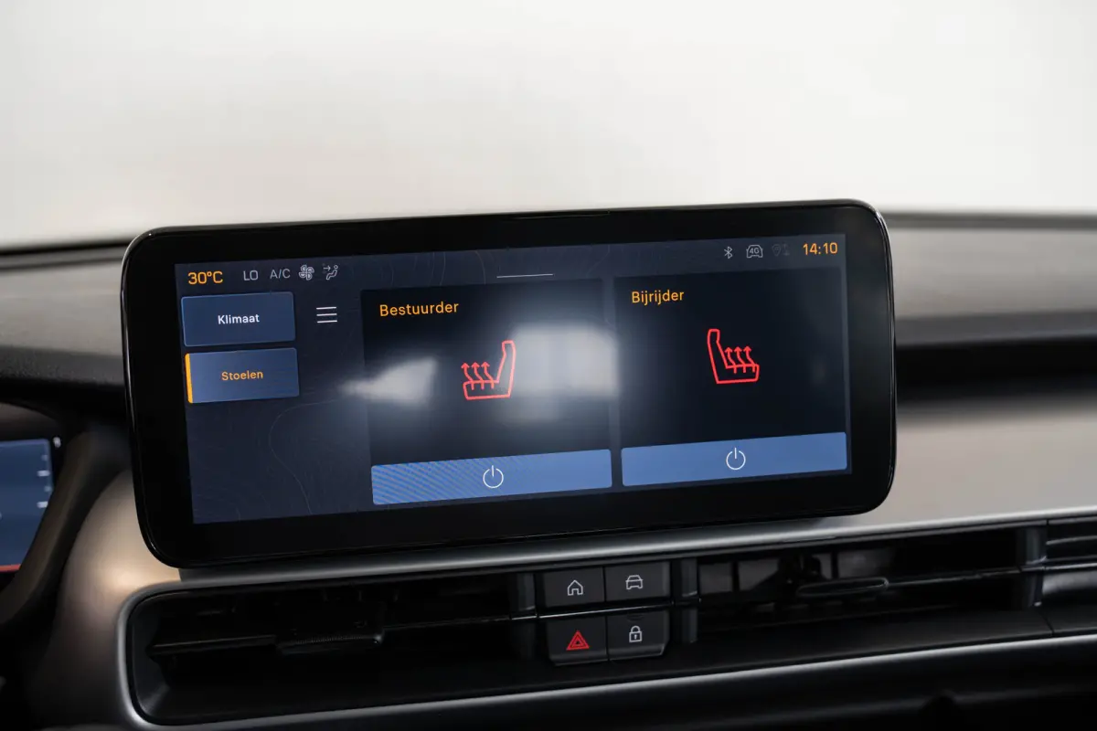1.2 e-Hybrid Summit | Panoramadak | Elektrische Achterklep | Navigatie | Camera | Apple Carplay & Android Auto |