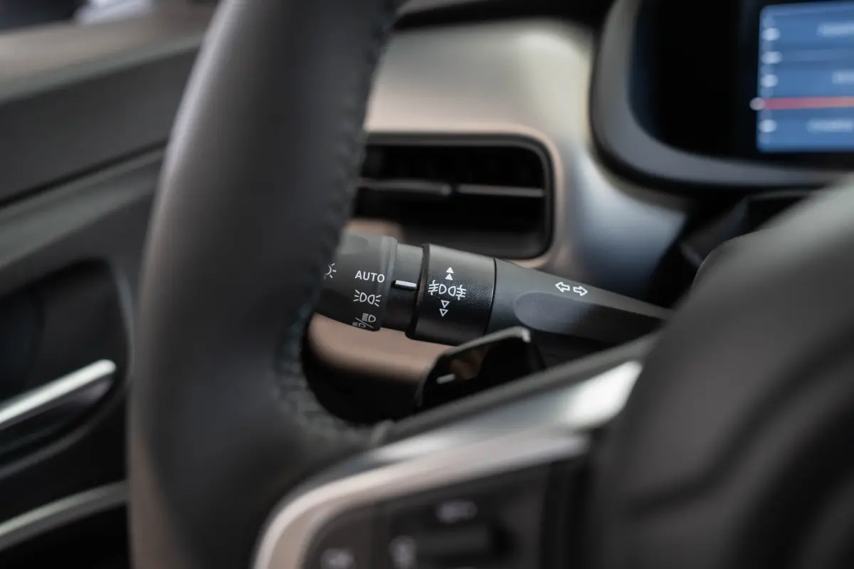 1.2 e-Hybrid Summit | Panoramadak | Elektrische Achterklep | Navigatie | Camera | Apple Carplay & Android Auto |