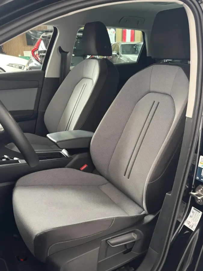 DSG Style Buss Intense | Navi | Virtual | ACC | Camera | PDC | LED | Keyless | CarPlay | Org NL |