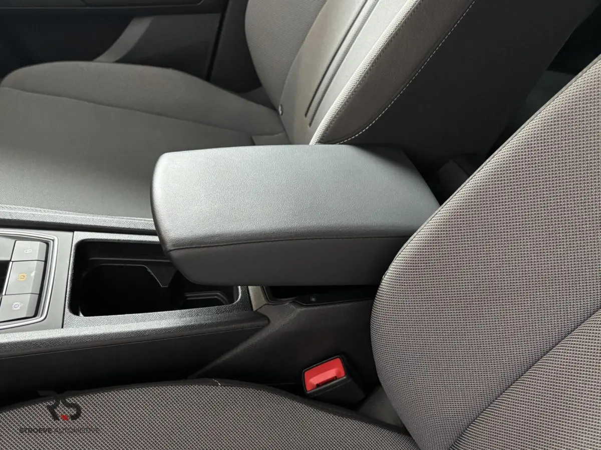 DSG Style Buss Intense | Navi | Virtual | ACC | Camera | PDC | LED | Keyless | CarPlay | Org NL |