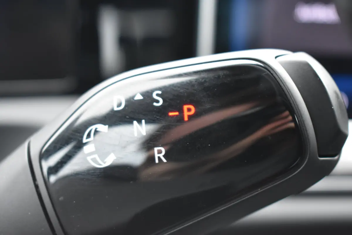 1.5 TSI eHybrid PHEV 272PK R-Line | Schuif-kanteldak | Elektrische achterklep | Harman Kardon | 360 camera | Head-up display | Design Pakket | Comfort Pakket Plus | VERLENGDE GARANTIE