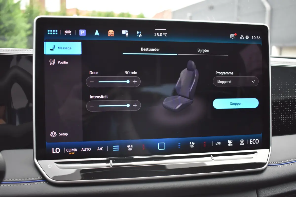 1.5 TSI eHybrid PHEV 272PK R-Line | Schuif-kanteldak | Elektrische achterklep | Harman Kardon | 360 camera | Head-up display | Design Pakket | Comfort Pakket Plus | VERLENGDE GARANTIE