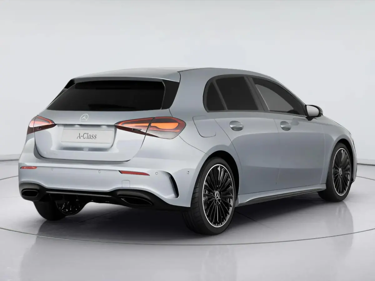 Hatchback 250 e 140 Years Edition