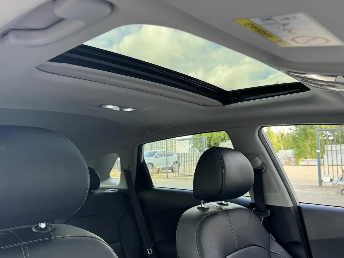 1.6 GDi HYBRID EXECUTIVELINE I AUTOMAAT I TREKHAAK (1300KG) I SCHUIFDAK I NIEUW MODEL