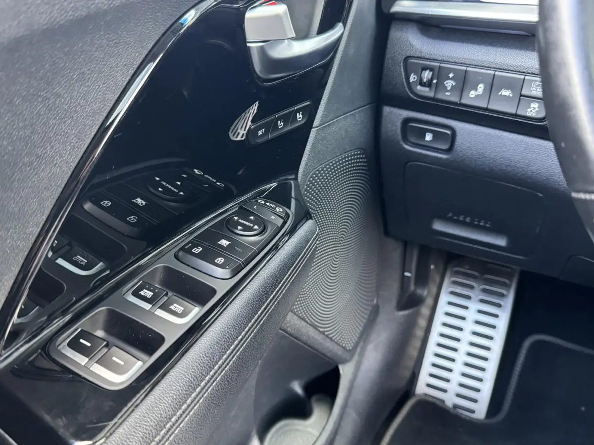 1.6 GDi HYBRID EXECUTIVELINE I AUTOMAAT I TREKHAAK (1300KG) I SCHUIFDAK I NIEUW MODEL