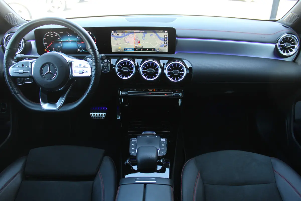 180 AUT7 AMG Line NIGHT PAKKE SFEER KEY-LESS GO