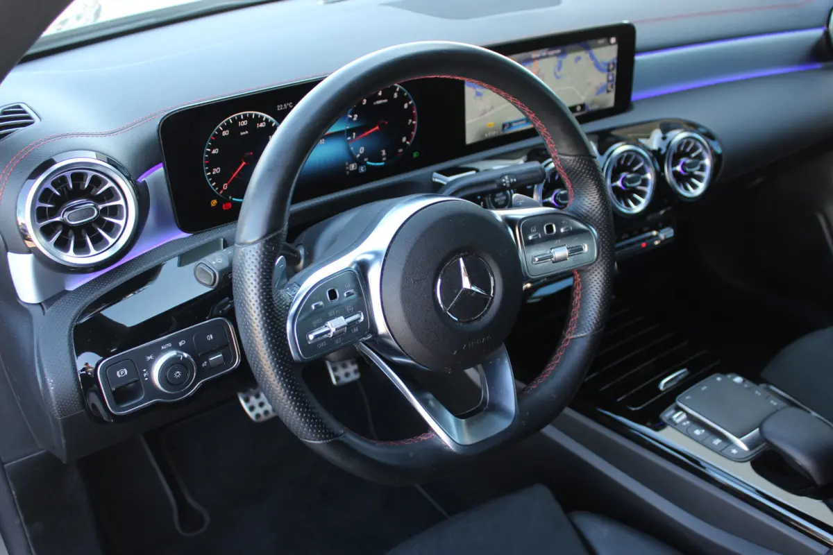 180 AUT7 AMG Line NIGHT PAKKE SFEER KEY-LESS GO