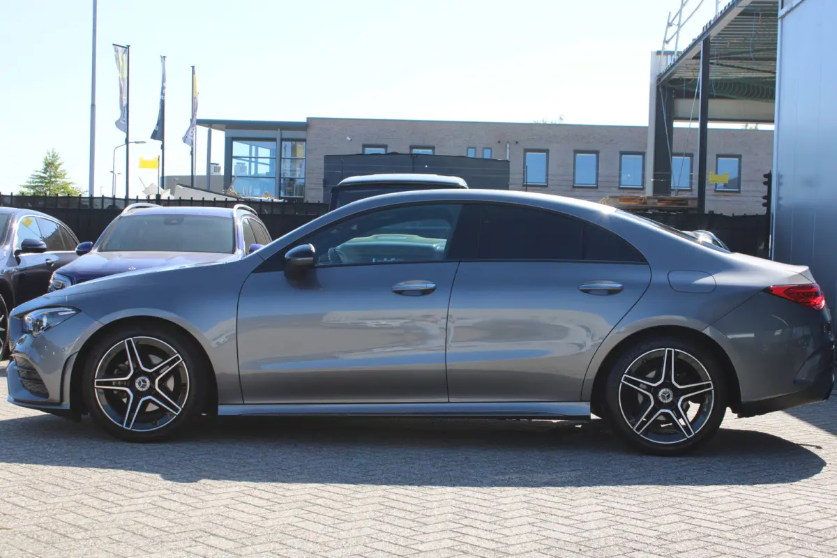 180 AUT7 AMG Line NIGHT PAKKE SFEER KEY-LESS GO