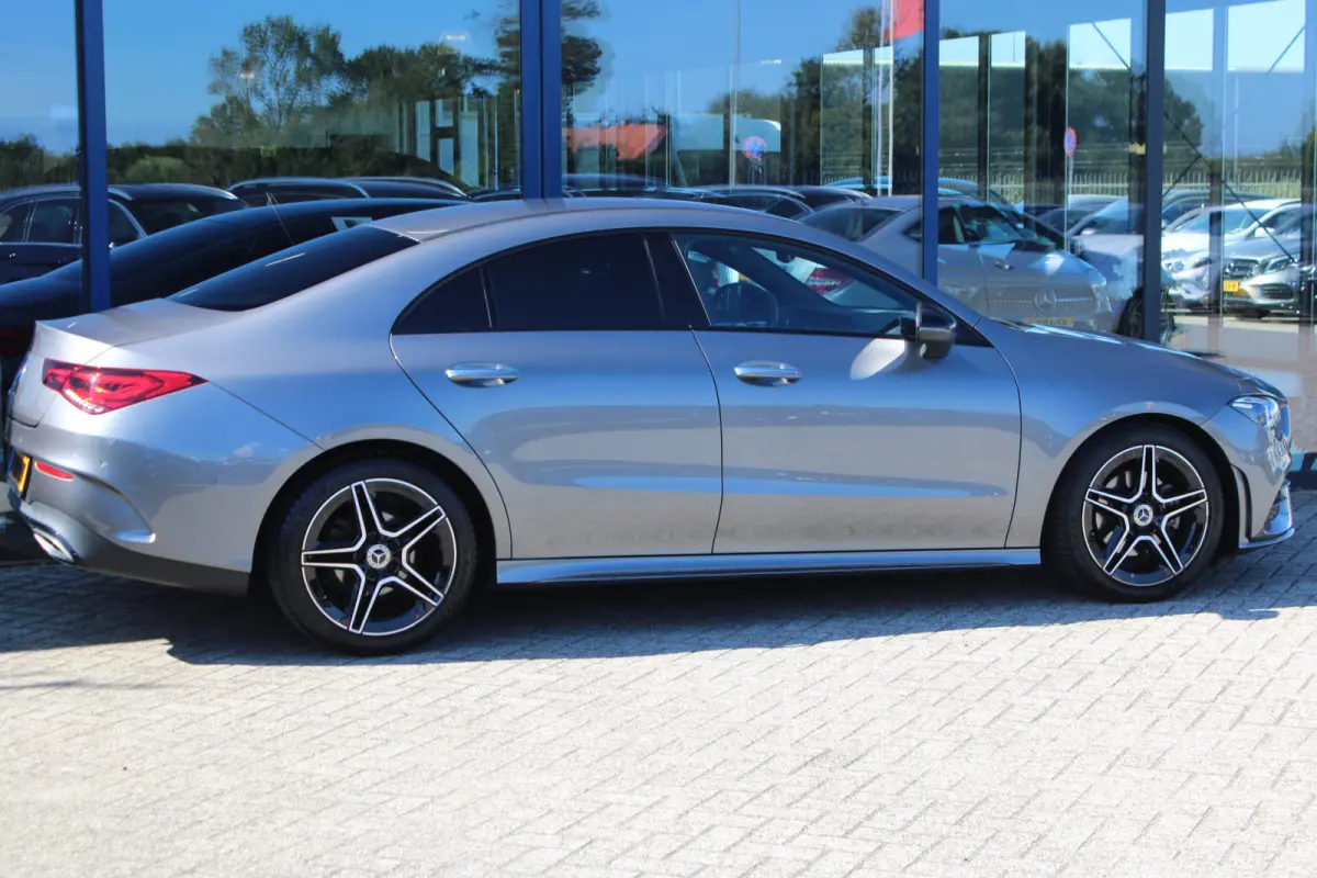 180 AUT7 AMG Line NIGHT PAKKE SFEER KEY-LESS GO