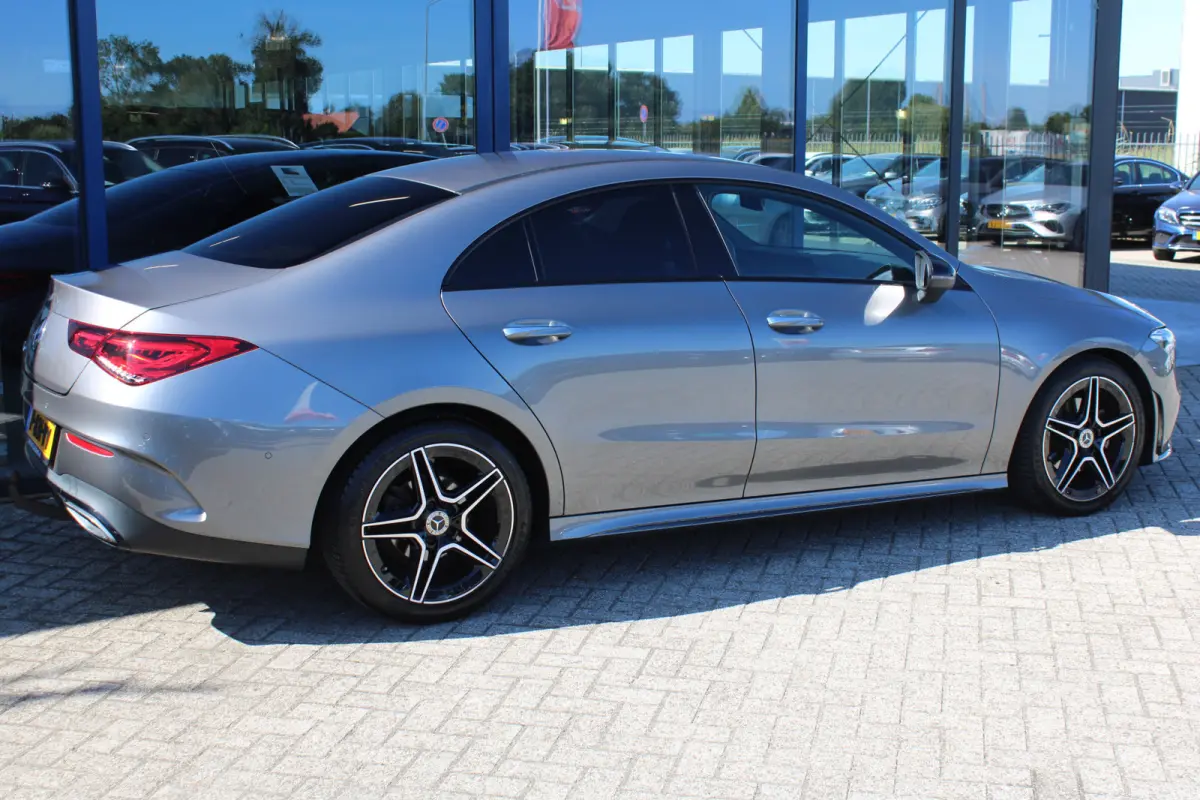 180 AUT7 AMG Line NIGHT PAKKE SFEER KEY-LESS GO