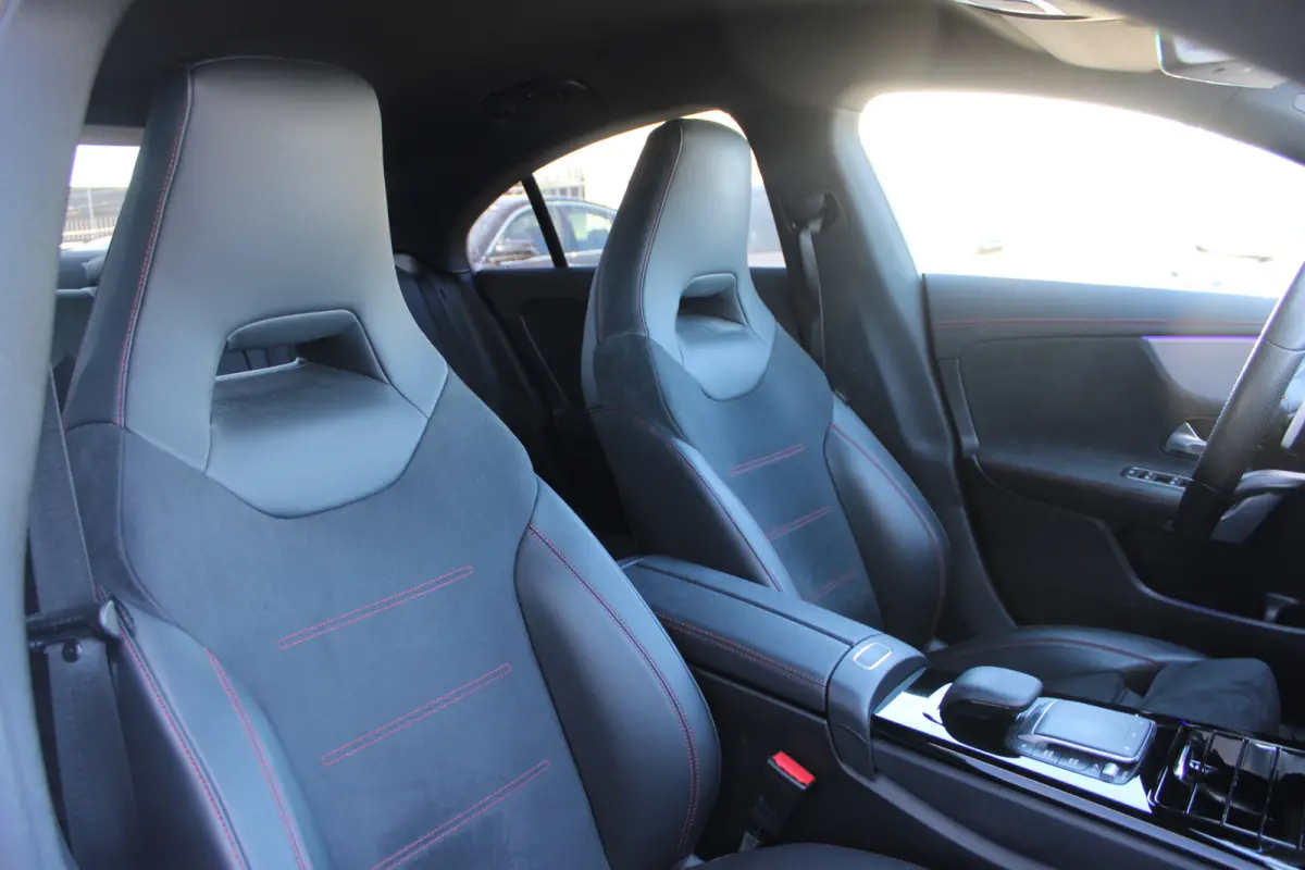 180 AUT7 AMG Line NIGHT PAKKE SFEER KEY-LESS GO
