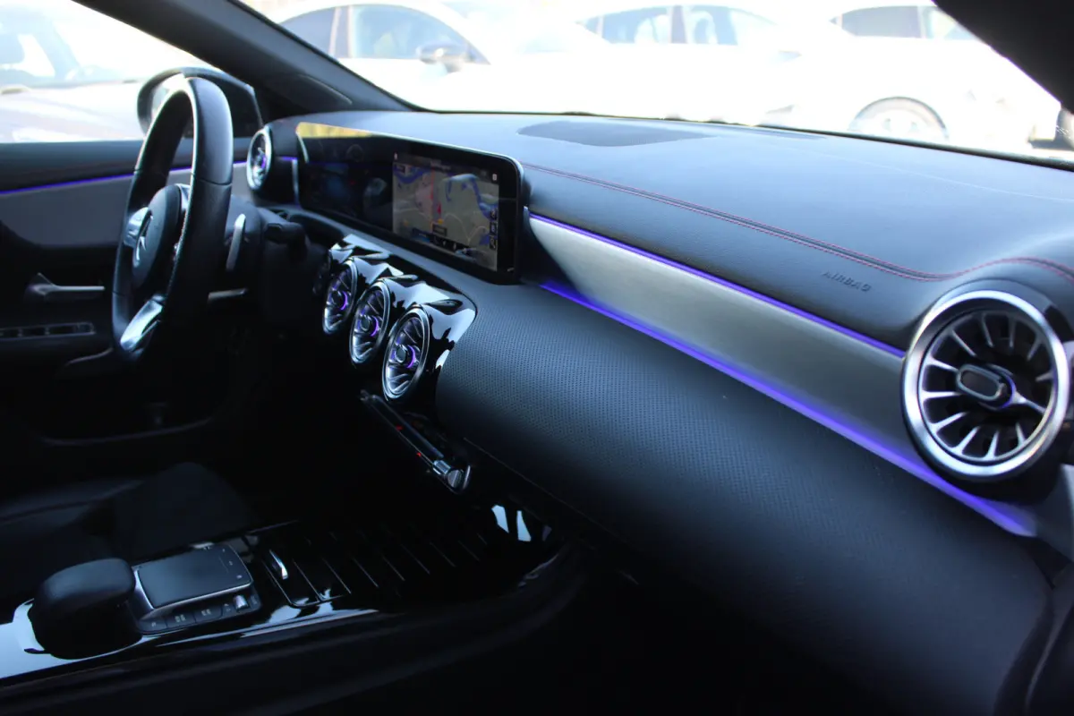 180 AUT7 AMG Line NIGHT PAKKE SFEER KEY-LESS GO