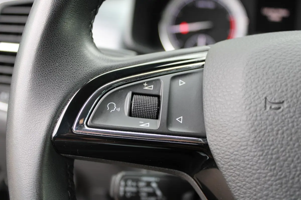 1.5 TSI Limited Business Edition|Automaat|ACC|LED|Trekhaak|Stoelverw|Carplay|DAB