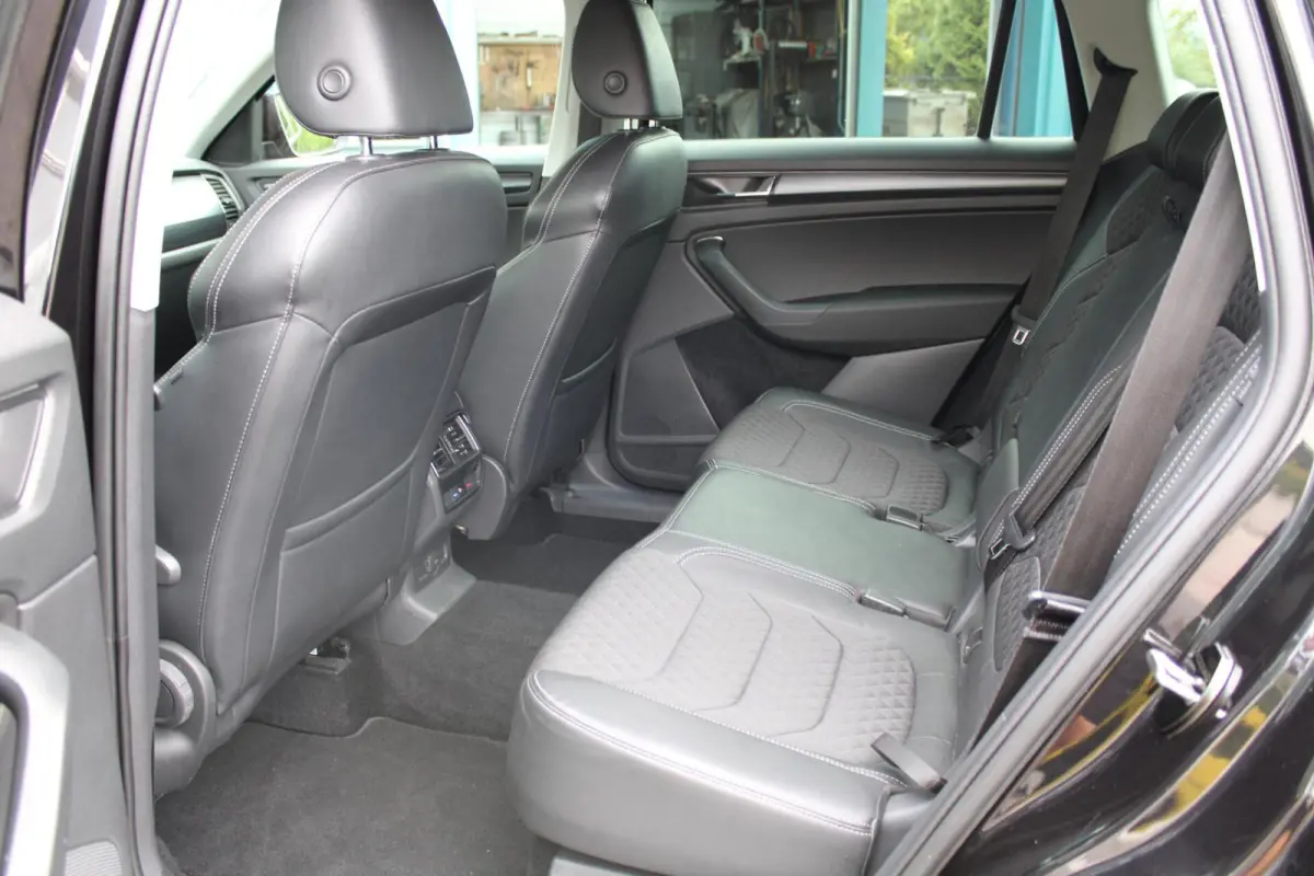 1.5 TSI Limited Business Edition|Automaat|ACC|LED|Trekhaak|Stoelverw|Carplay|DAB