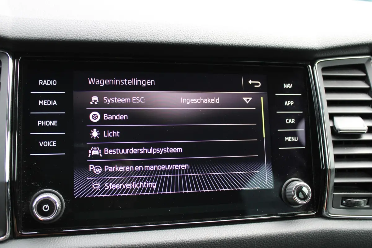1.5 TSI Limited Business Edition|Automaat|ACC|LED|Trekhaak|Stoelverw|Carplay|DAB