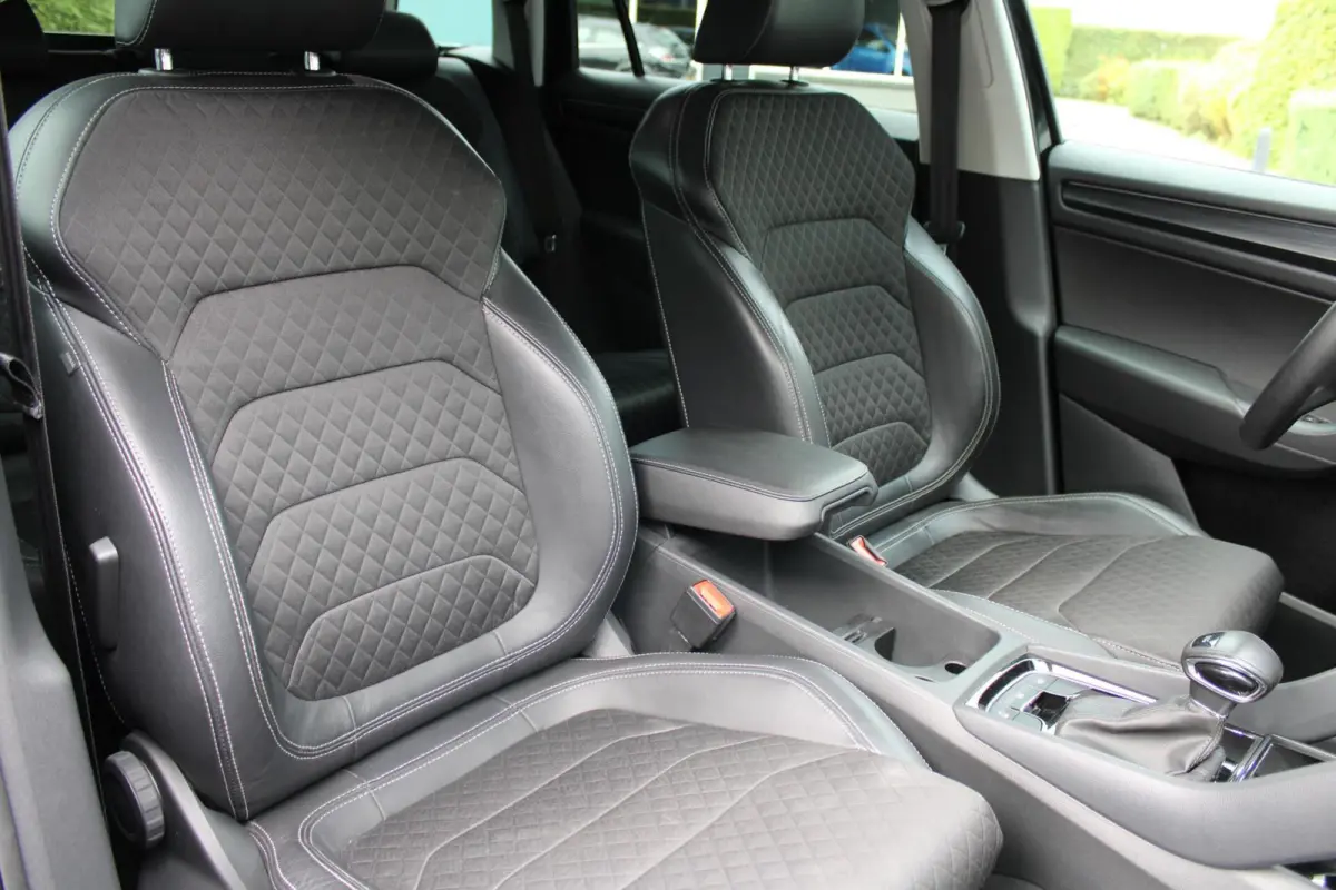 1.5 TSI Limited Business Edition|Automaat|ACC|LED|Trekhaak|Stoelverw|Carplay|DAB