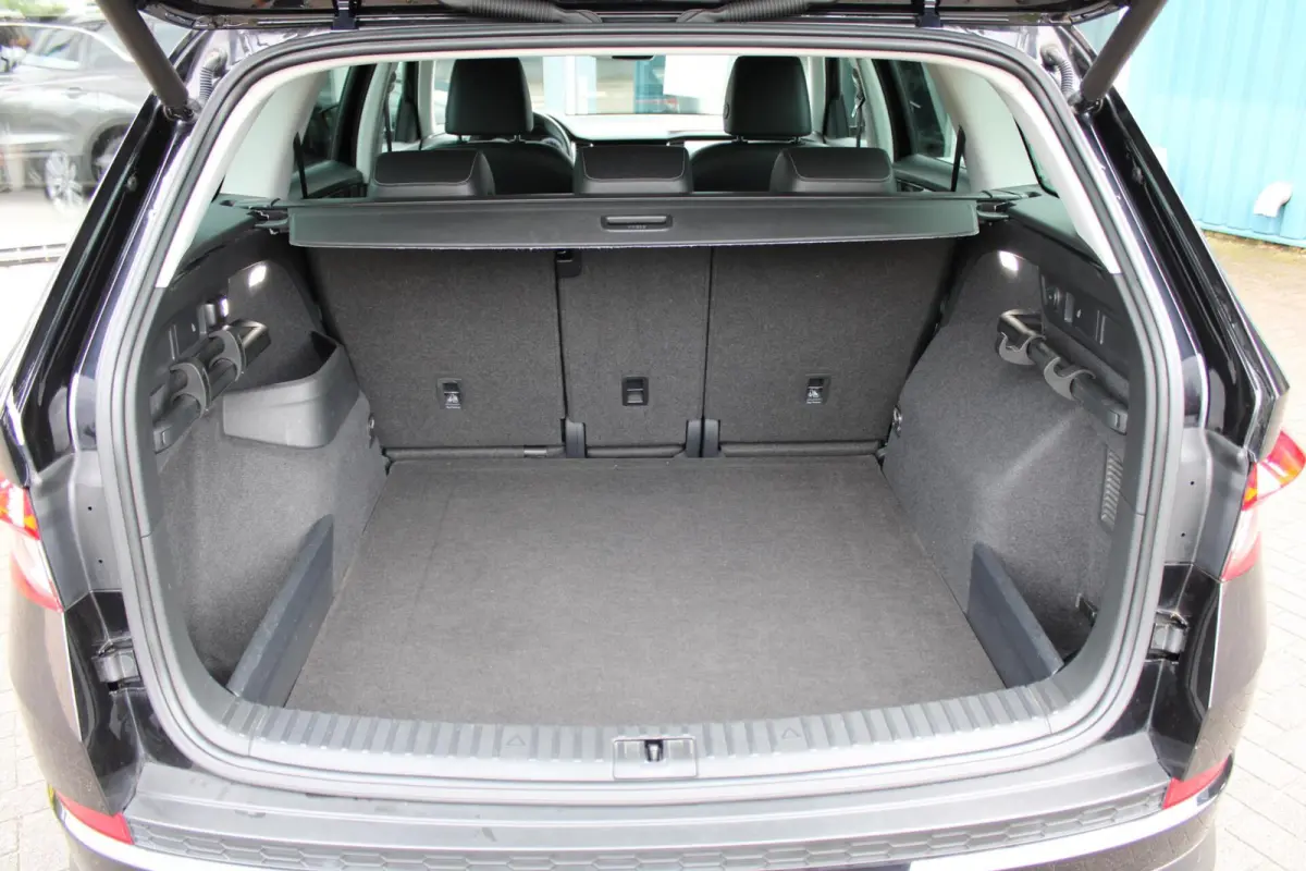 1.5 TSI Limited Business Edition|Automaat|ACC|LED|Trekhaak|Stoelverw|Carplay|DAB