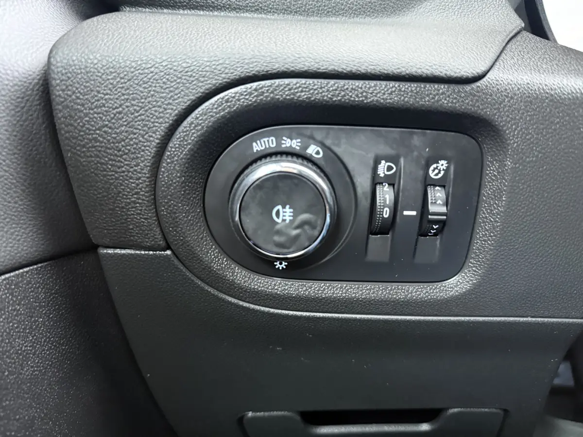 1.2 Turbo Business + | RIEM VERVANGEN! | Cruise control | LED dagrijverlichting | Lichtmetalen velgen 17"
