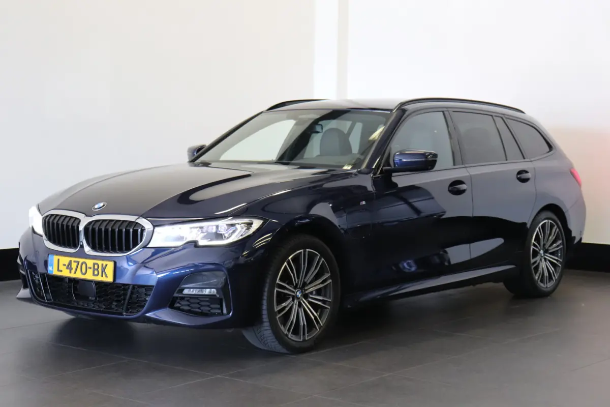 330e xDrive High Executive M-sport | H&K Audio | 360 Camera | ACC | Laser | Trekhaak | €20.900,- incl. BTW