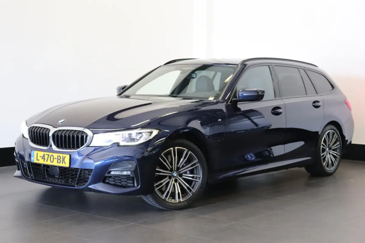 330e xDrive High Executive M-sport | H&K Audio | 360 Camera | ACC | Laser | Trekhaak | €20.900,- incl. BTW