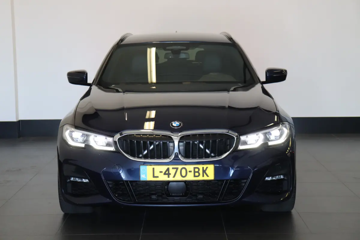 330e xDrive High Executive M-sport | H&K Audio | 360 Camera | ACC | Laser | Trekhaak | €20.900,- incl. BTW