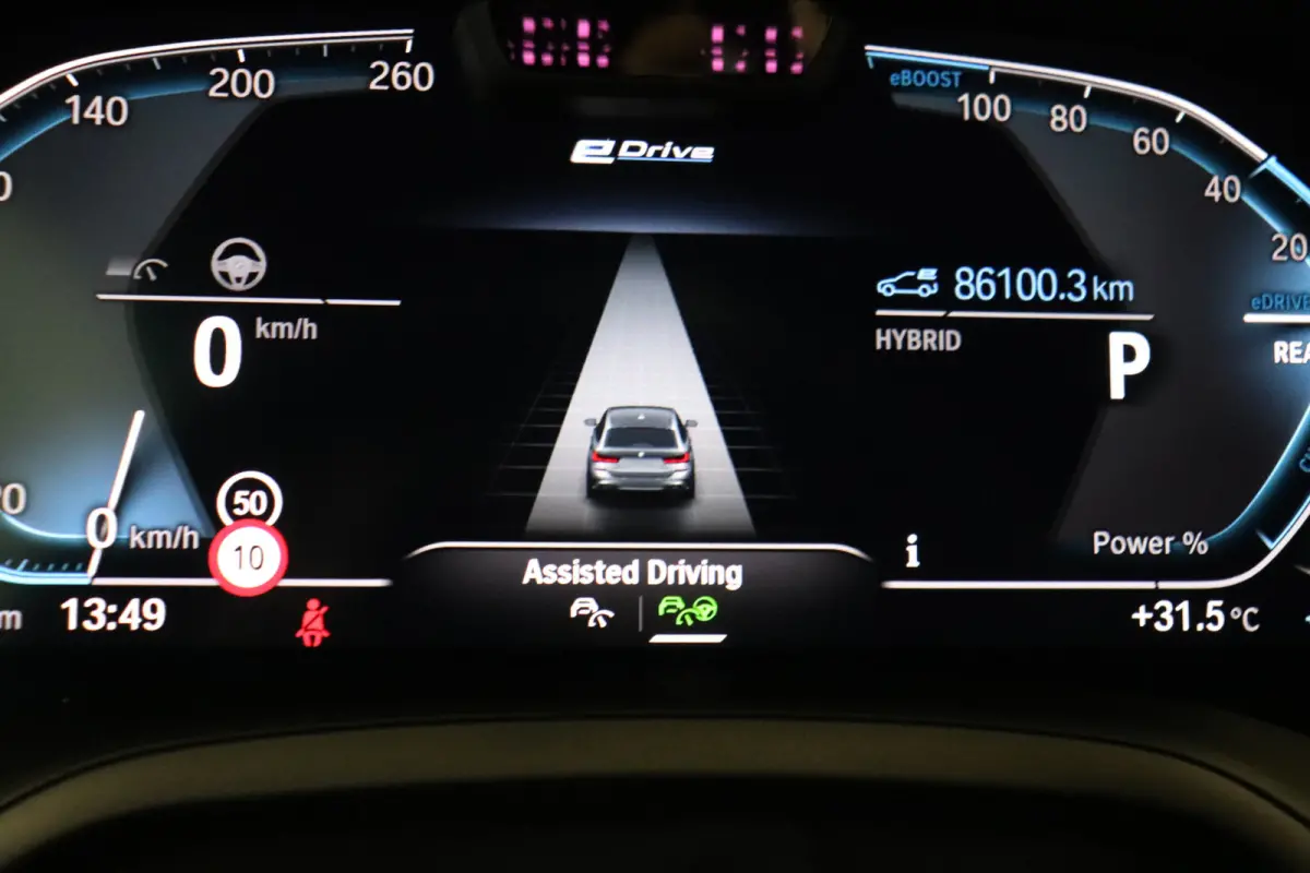 330e xDrive High Executive M-sport | H&K Audio | 360 Camera | ACC | Laser | Trekhaak | €20.900,- incl. BTW