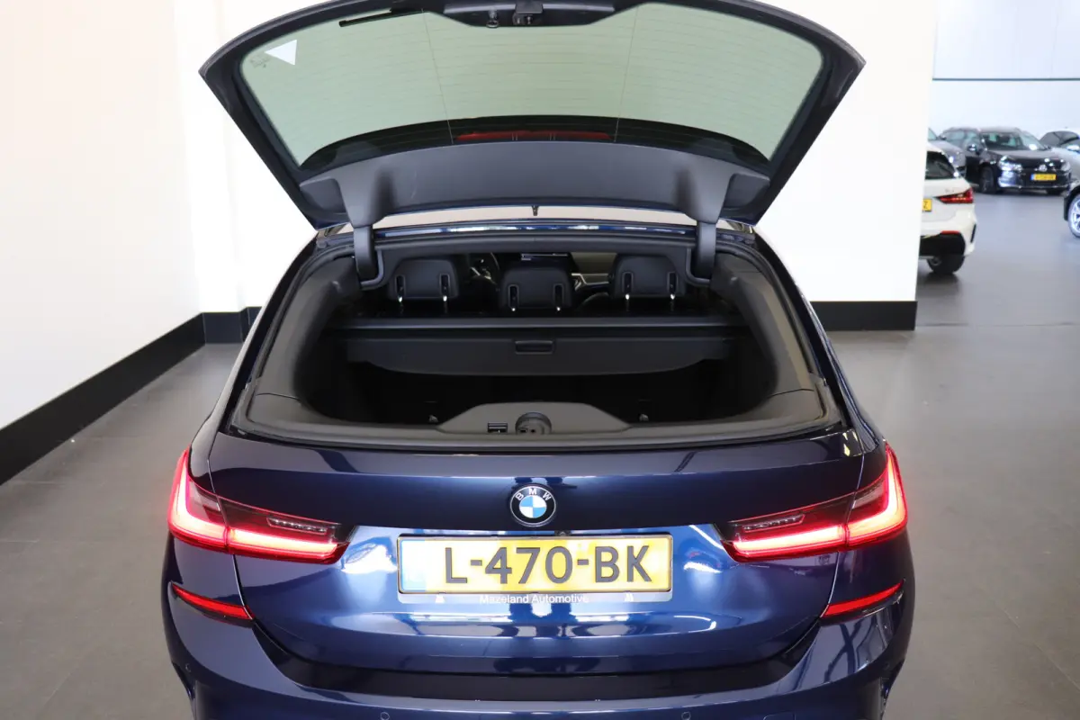 330e xDrive High Executive M-sport | H&K Audio | 360 Camera | ACC | Laser | Trekhaak | €20.900,- incl. BTW