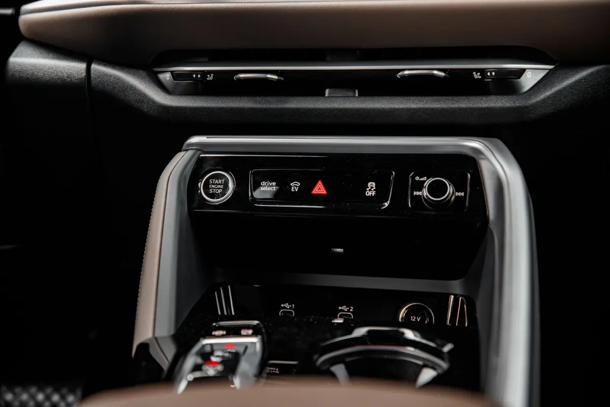 2.0 TFSI e-hybrid quattro S edition | Stoelventilatie | 360 Camera | Memory | Stoelverwarming |