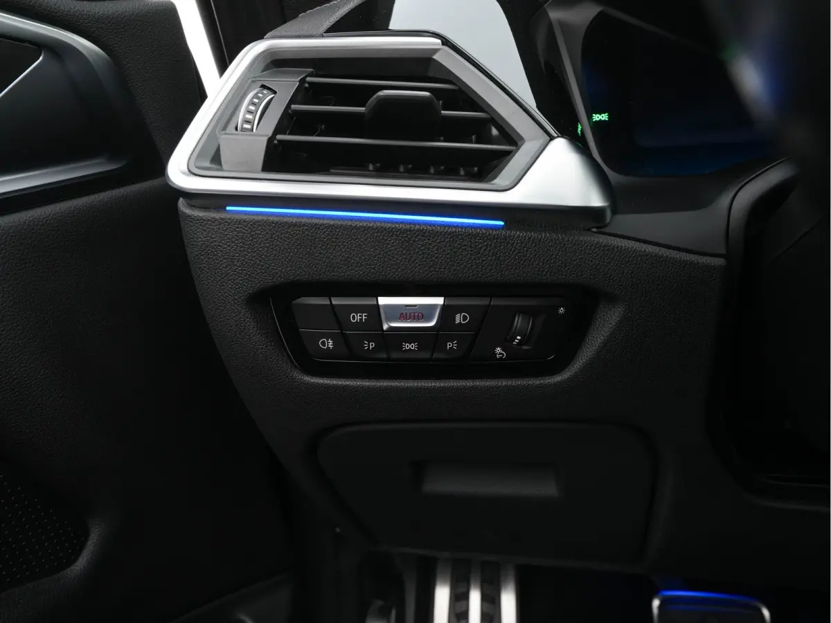 M440i xDrive High Executive (INCL-BTW) *LEATHER | LASER-LED | MEMORY-PACK | DIGI-COCKPIT | KEYLESS | HIFI-SOUND | SHIFTPADDLES | CAMERA | DAB | NAVI-FULLMAP | AMBIENTLIGHT | HEAD-UP | TOWBAR