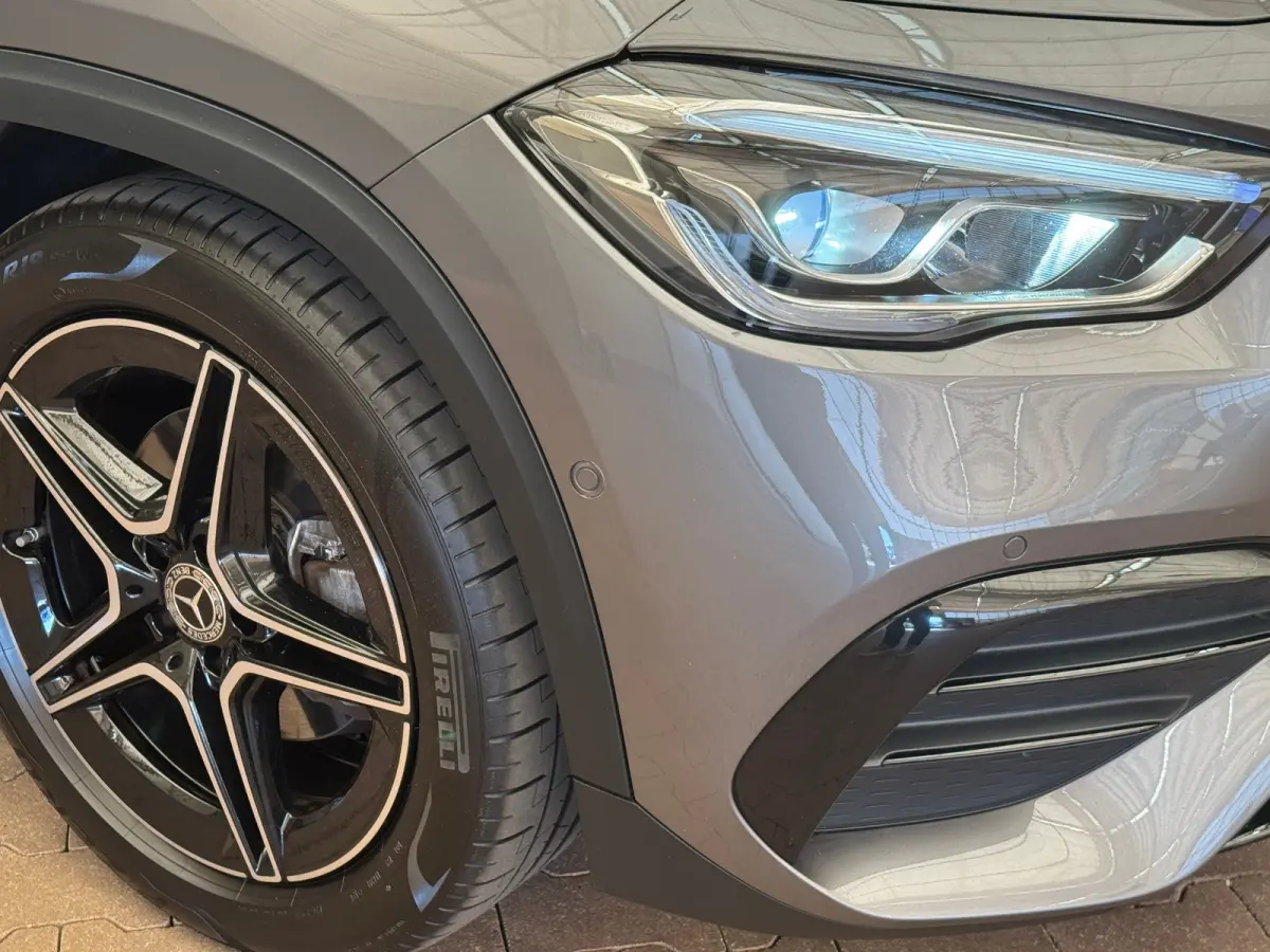 200 AMG Line 200! | AMG Pakket | Camera | Widescreen | Sensoren Voor & Achter | | AMG-styling | Bluetooth telefoonvoorbereiding | Cruise control